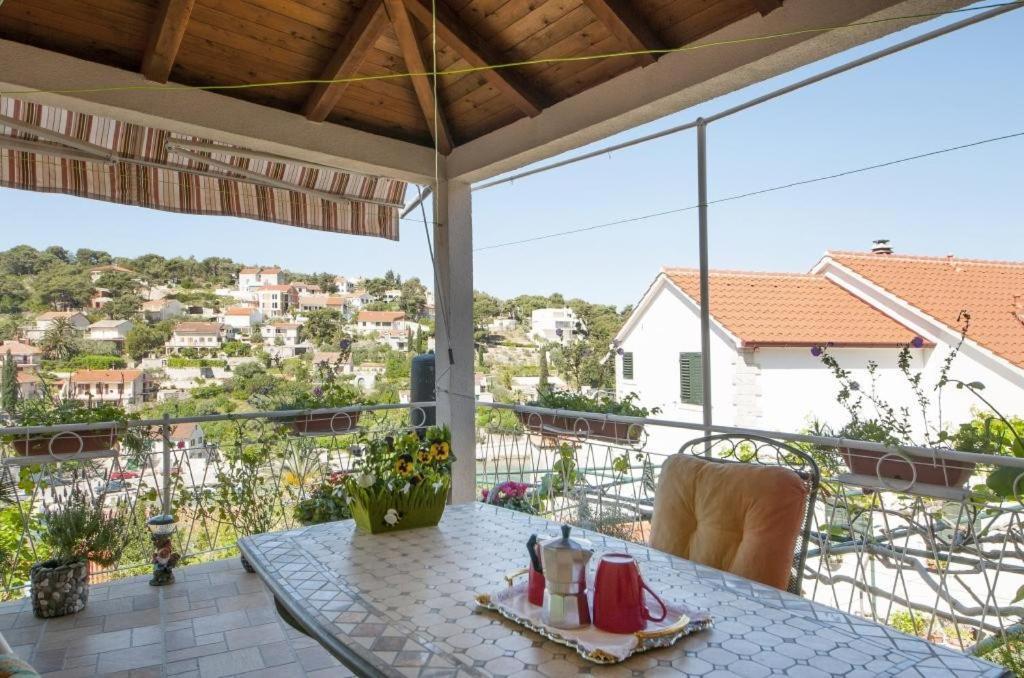 Apartments Gorana Splitska Rom bilde