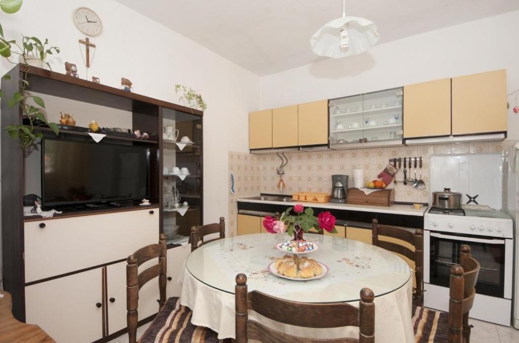 Apartments Gorana Splitska Rom bilde