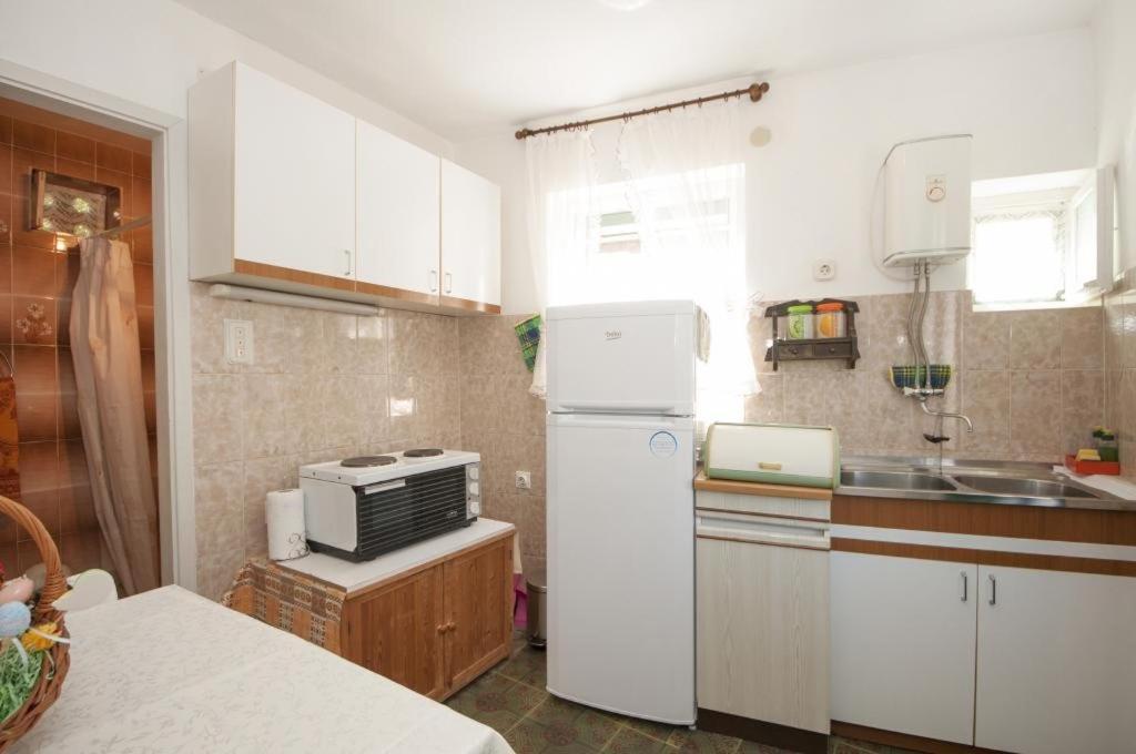 Apartments Gorana Splitska Rom bilde