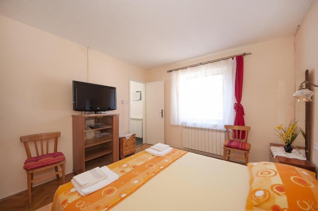 Apartments Gorana Splitska Rom bilde