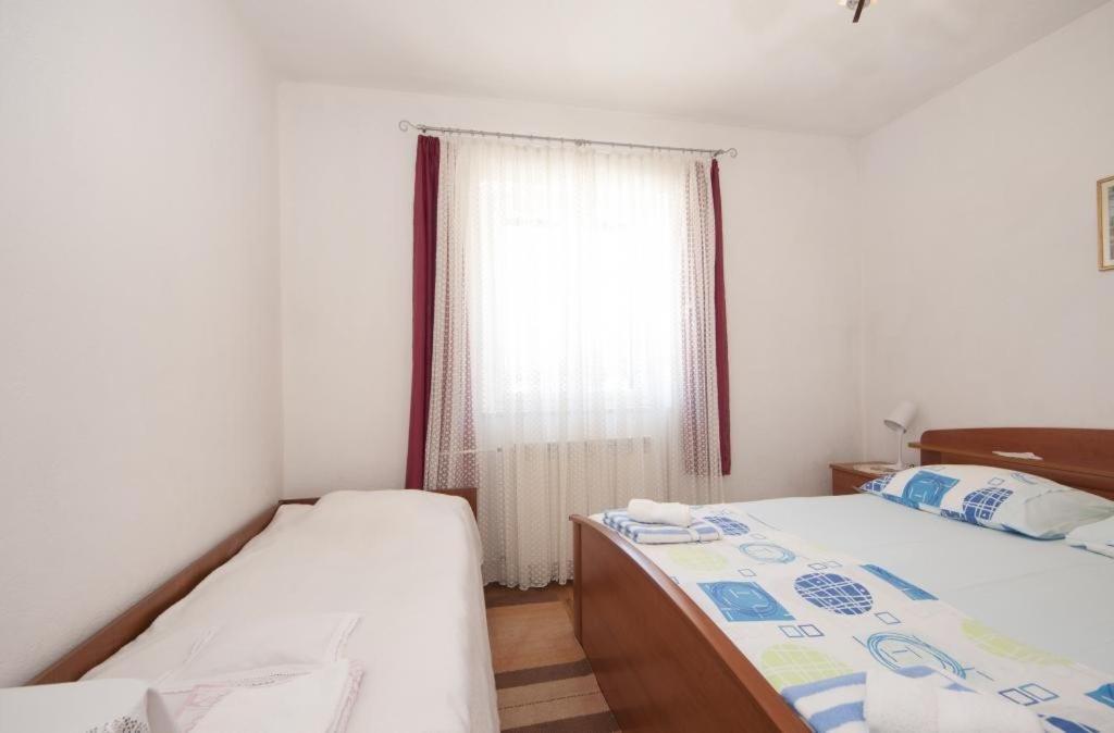 Apartments Gorana Splitska Rom bilde