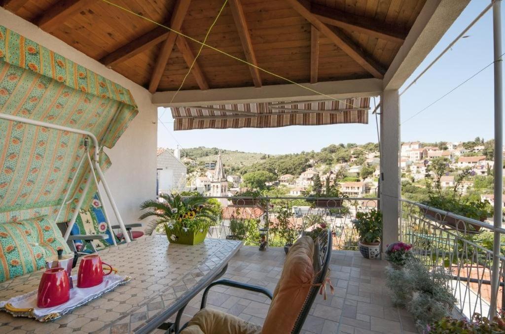 Apartments Gorana Splitska Rom bilde