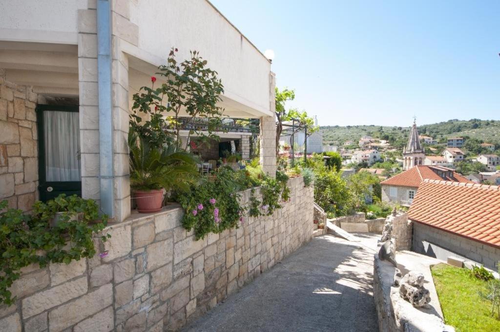 Apartments Gorana Splitska Rom bilde